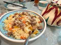 -汗腾格里·风味餐厅(新疆驻京办店)