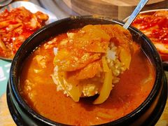 -唯成•韩国炭火烤肉 유성고기