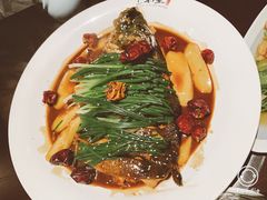 -上名堂·鱼头好吃(体育场路店)