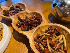 -隔壁老王·家常云南菜(花巷店)