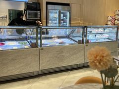 面包甜点陈列柜-哈根达斯(大悦城店)