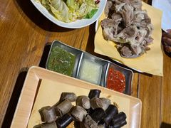 -蒙艾里民族传统菜蒙餐