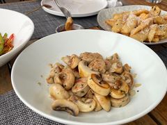 -MONICH牛排融合餐厅(和义大道购物中心店)