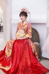 -洋洋婚纱品牌集合店