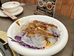-锅飘飘·东北铁锅炖(雨花客厅店)