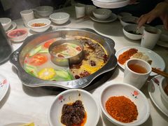 -重庆德庄火锅(保利水城店)