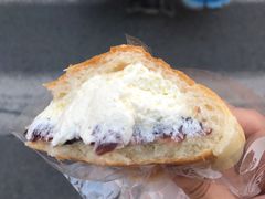 红豆沙奶油-高力乐面包咖啡厅(西塔店)