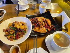 -隔壁老王·家常云南菜(花巷店)