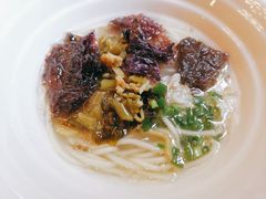 雪菜肉丝面-马勒别墅·中餐厅