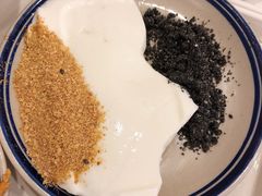 三色椰奶麻薯-正南齐北·老街糯米团(洪崖洞店)