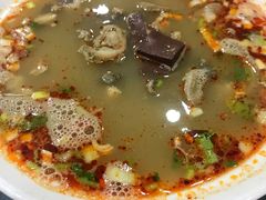 羊杂汤-老吴起黄米饭炖羊肉剁荞面