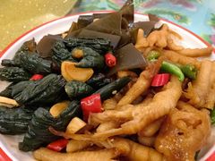 -闯关东东北农家菜(崂山石老人店)