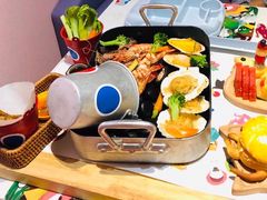 -水桶王国主题餐厅·聚会·生日派对·亲子活动·家庭套餐(亚龙湾希尔顿店)