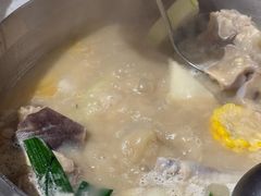 -肥仔文澳门猪骨煲(南京西路店)