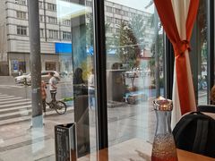 -有红鸡毛店·川菜(建设路店)