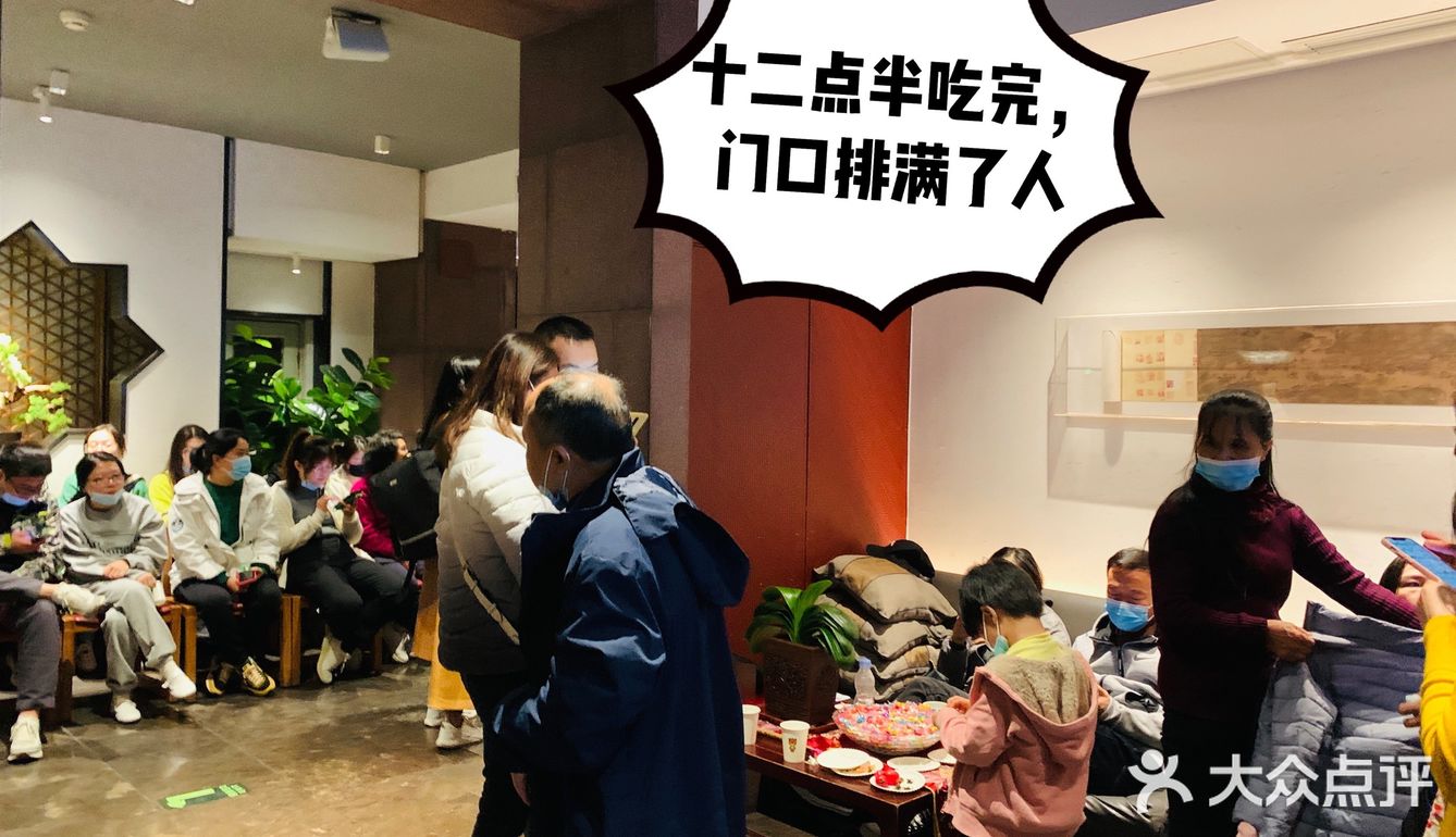 我坐在故宫门口吃烤鸭｜打卡帝都最火-四季民福