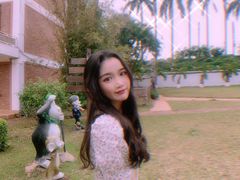 -侯臣咖啡文化村