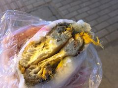 -上海虹口糕团食品厂(茂名路店)