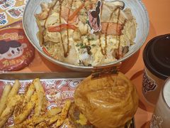 -万能料理屋(钟鼓岭路店)