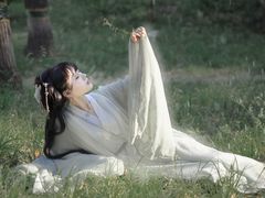 -翩若国风汉服体验馆