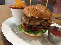 -HELLO 27 意面·沙拉·帕尼尼