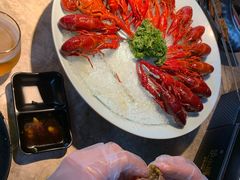 -沪小胖小龙虾(淮海中路旗舰店)