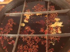 -岗上渣渣老火锅(两路口店)