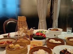 -醉辉皇上海之巅(上海中心大厦店)