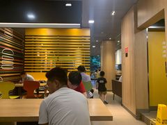 -麦当劳(杭州西湖银泰百货店)