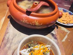 -雀舞云南菜(天津天河城购物中心店)