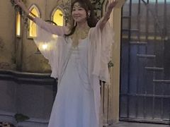 -瑞虹新天地月亮湾
