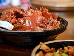 花生焖猪脚-和记菜馆