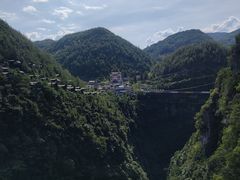 -蝶舞清江·恩施地心谷景区