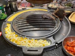 -GOGIYA·咕叽吖韩国传统烤肉店(东方新天地店)