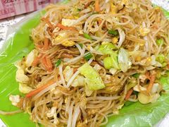 -蚝哥花姐湛江烤生蚝(美丽湾市场店)