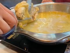-鲜入围煮花胶鸡海鲜火锅