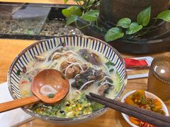 -鲜越鲜鱼粉(财富购物中心店)