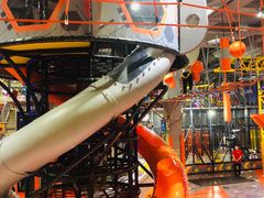 -嗨翻Hi-Fun竞技主题乐园·蹦床亲子生日轰趴(国光1937店)