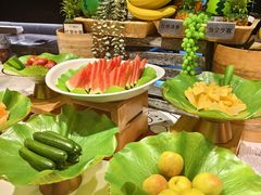 -涨巢·潮玩水疗局