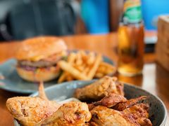 -12 Rocks Beach Bar Cafe