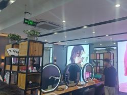 -藤野造型烫染·漂发