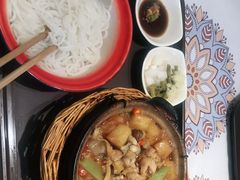 -丽丽三鲜螺蛳粉(田林路店)