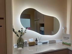 -乐刻瑜伽·普拉提·小瑜荚YogaPod(滨江银泰店)