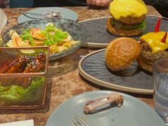 -Let'sBURGERplus·非常创意汉堡(三里屯店)