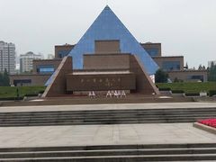 -上海市龙华烈士陵园