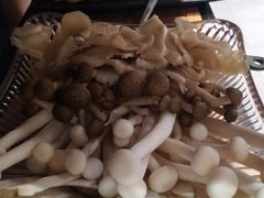 菌菇拼盘-东椰·海南椰子鸡火锅(朝阳门店)