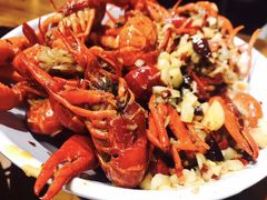 -琥珀老六龙虾(四里河店)