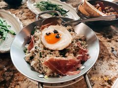 -BROWNSTONE布朗石西班牙餐厅(富城店)