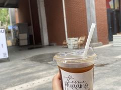 -HUGS coffee(东区店)