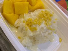 -陈记甜品窝(中山北路店)